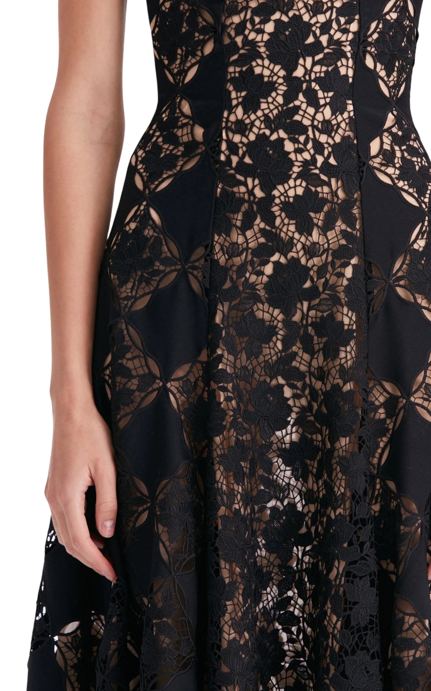 Robe midi noire en dentelle guipure