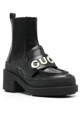 حذاء للكاحل بسلسلة G متشابكة باللون الأسود