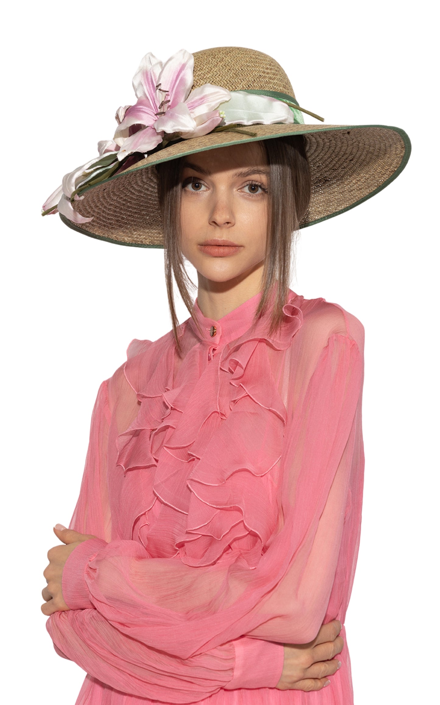 Blumendetaillierter Hut mit breiter Krempe