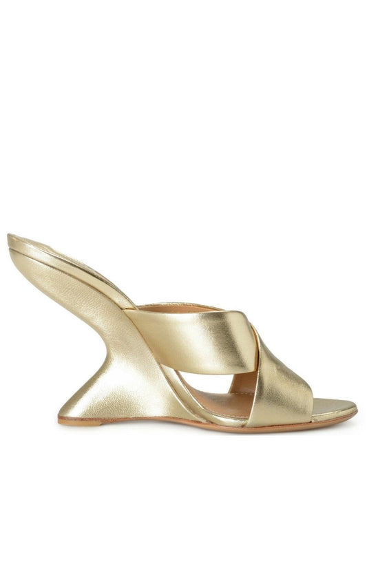 Alcamo Gold Leather Wedges Sandals