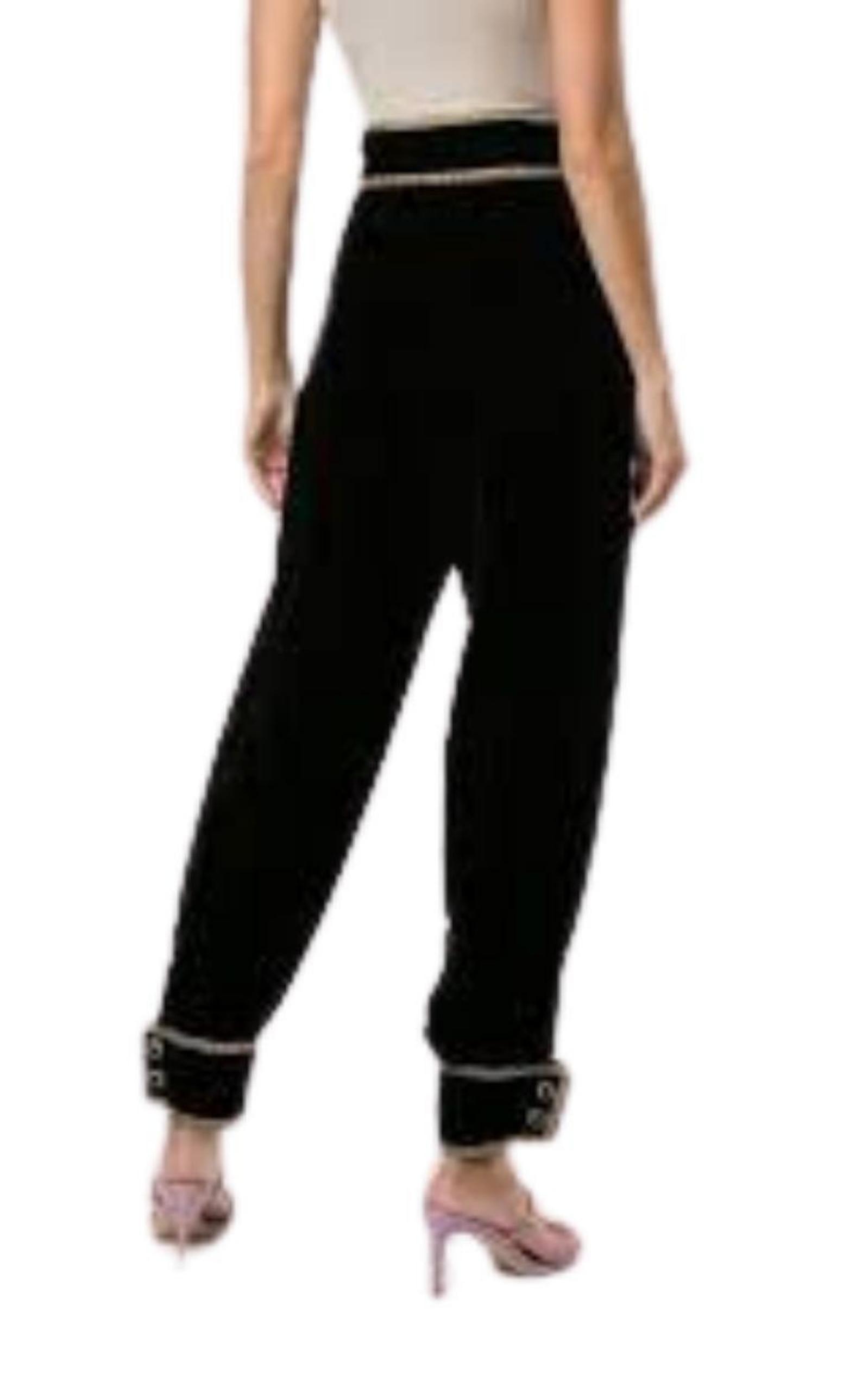 Buy AYROLANE Black Solid Cotton Regular Fit Women's Pants | Shoppers Stop