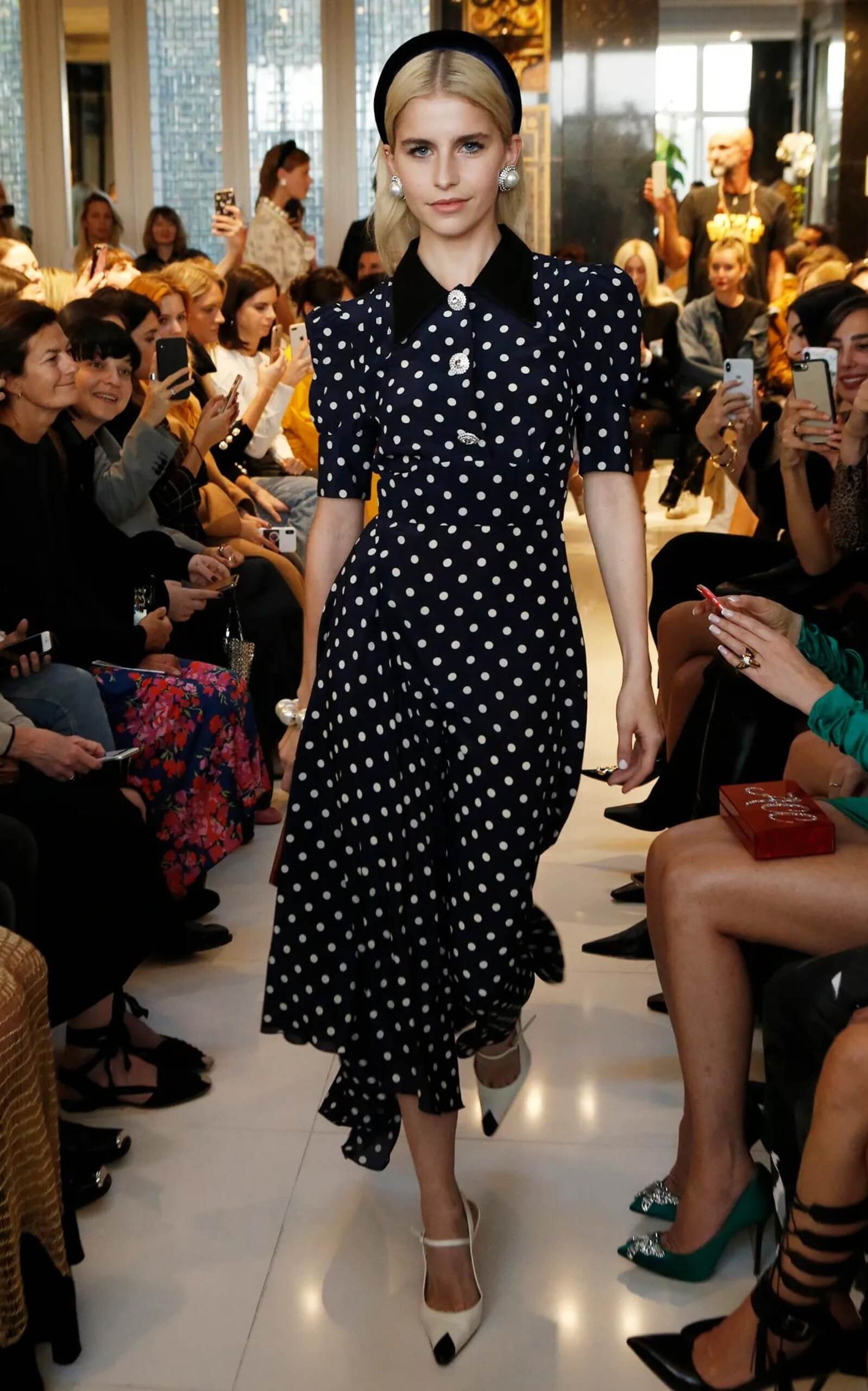 Discounted Luxury Designer Clothing Runway Catalog