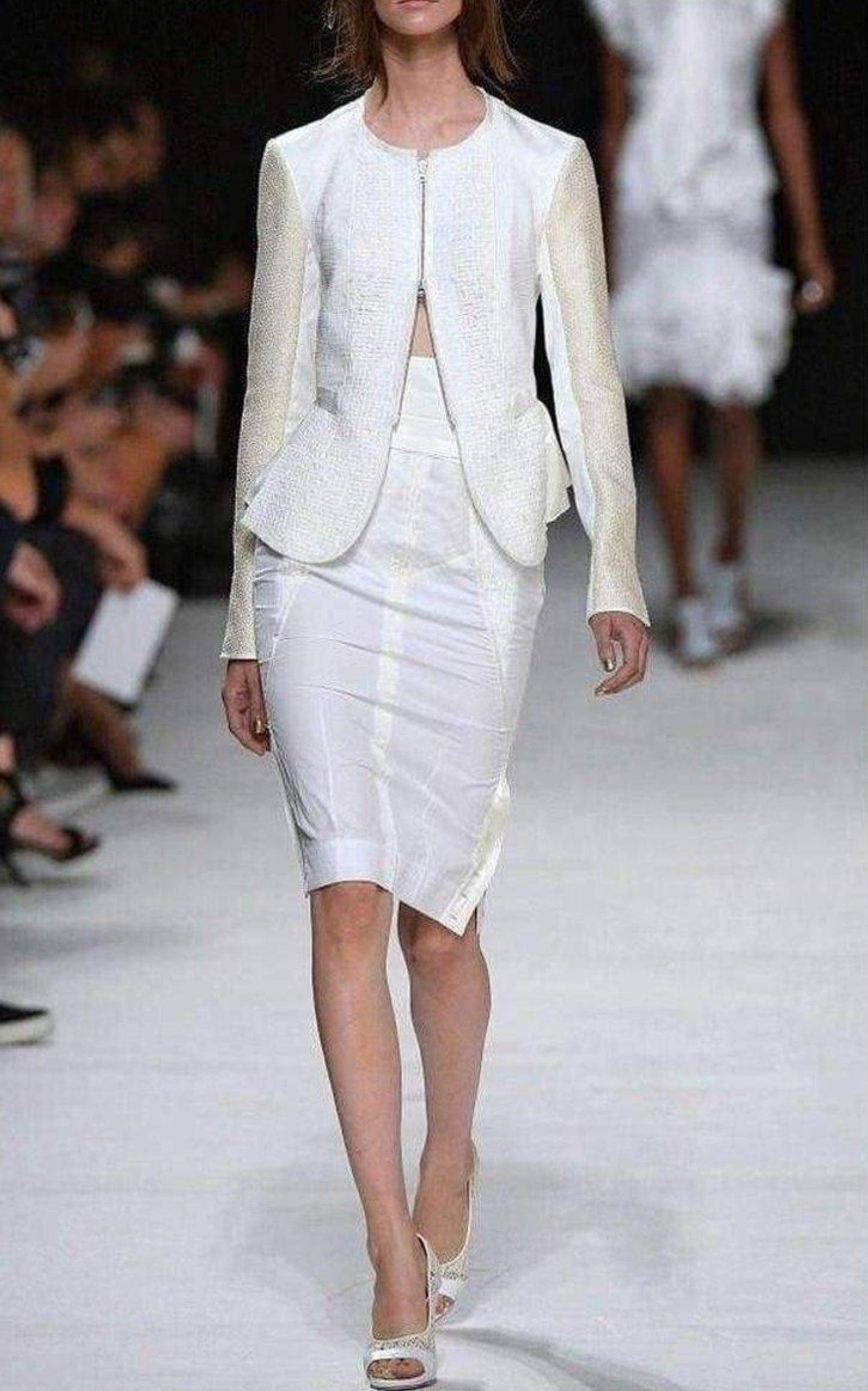  Nina RicciWhite Tailored Cotton Lace Back Jacket - Runway Catalog