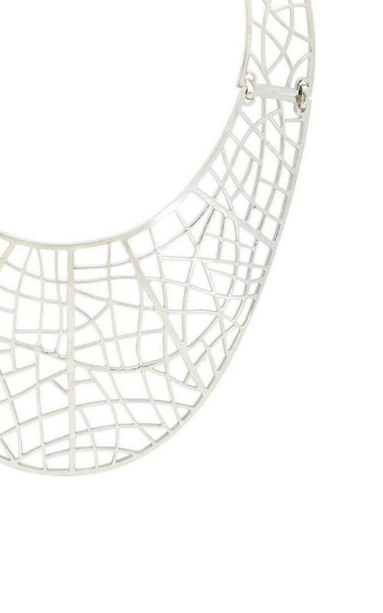 BCBGMAXAZRIA Silver Filigree Plate Necklace - Runway Catalog