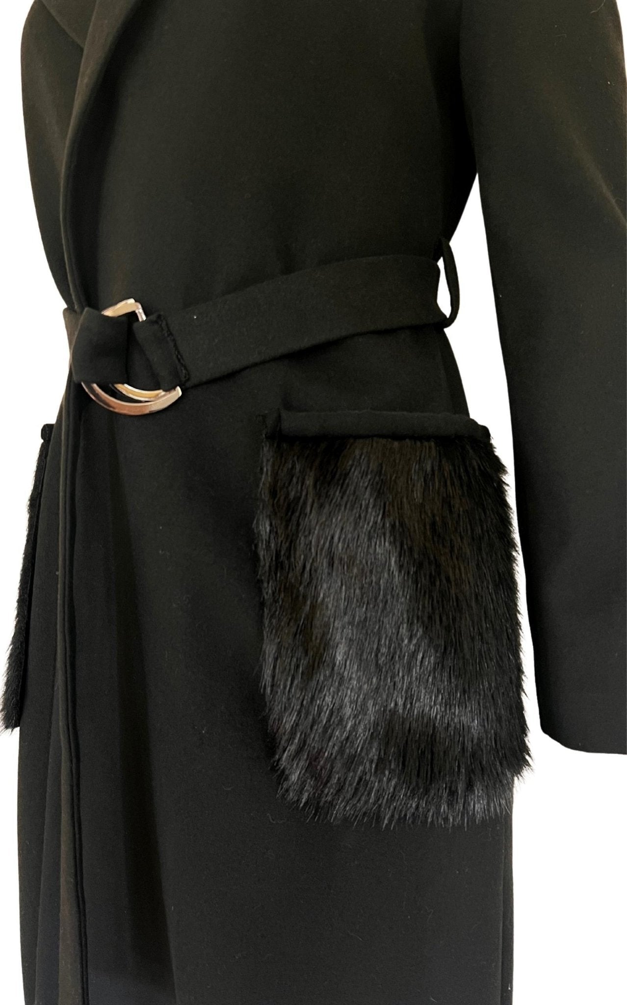 Cult Moda Black Classic Coat with Faux Fur Pockets - Runway Catalog