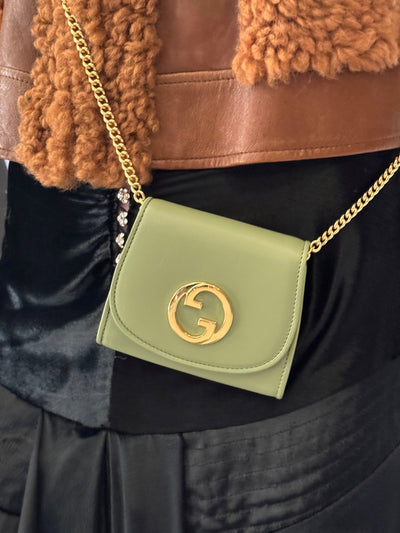 Gucci Blondie Medium Chain Wallet in Green - Runway Catalog
