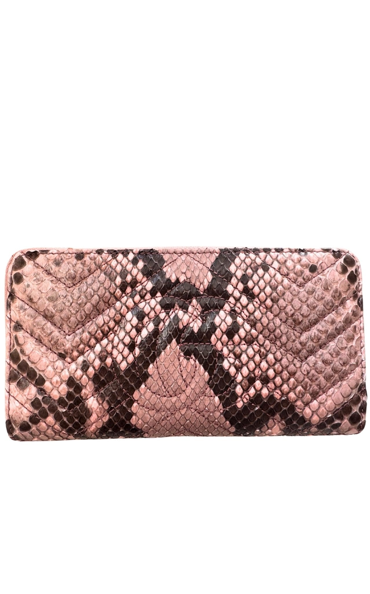 Gucci Matelasse GG Marmont Zip Around Wallet - Runway Catalog