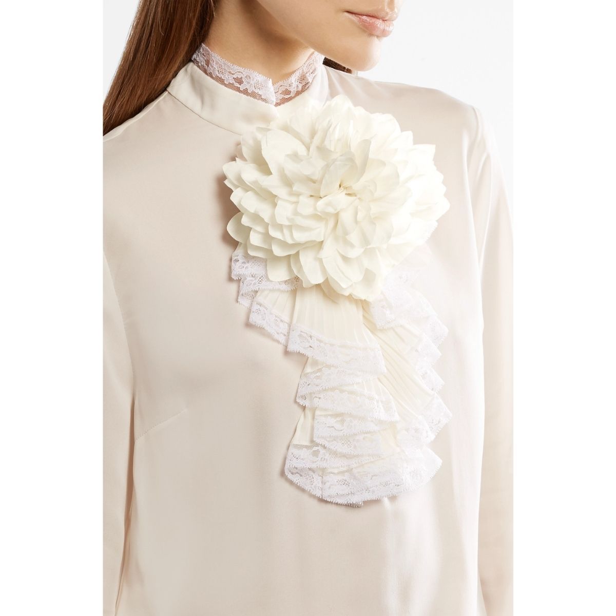 Gucci White Silk Flower Brooch - Runway Catalog