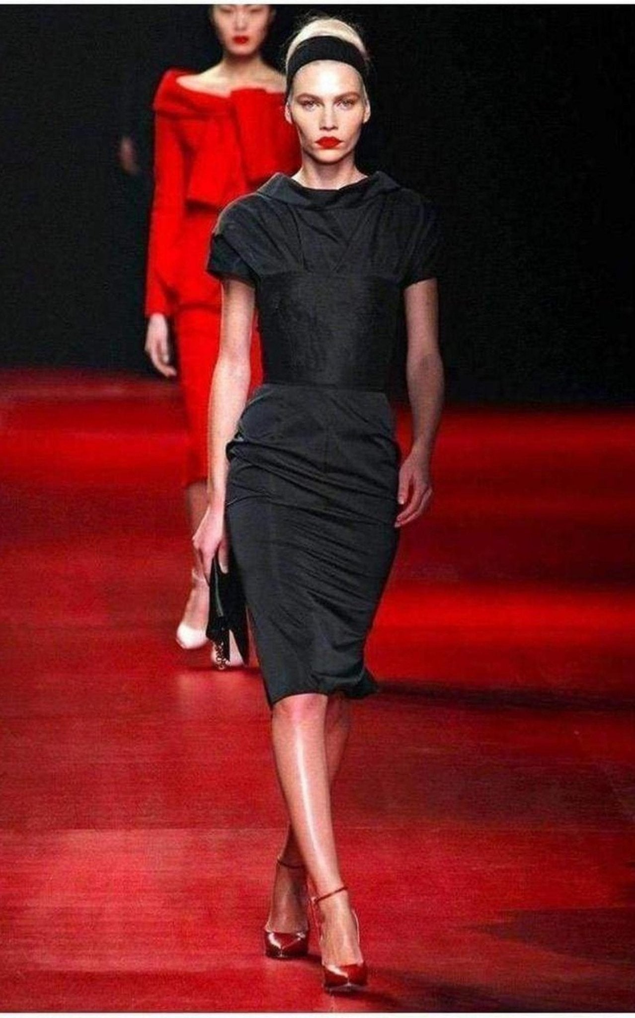 Nina Ricci Black Lace Lined Pencil Skirt - Runway Catalog