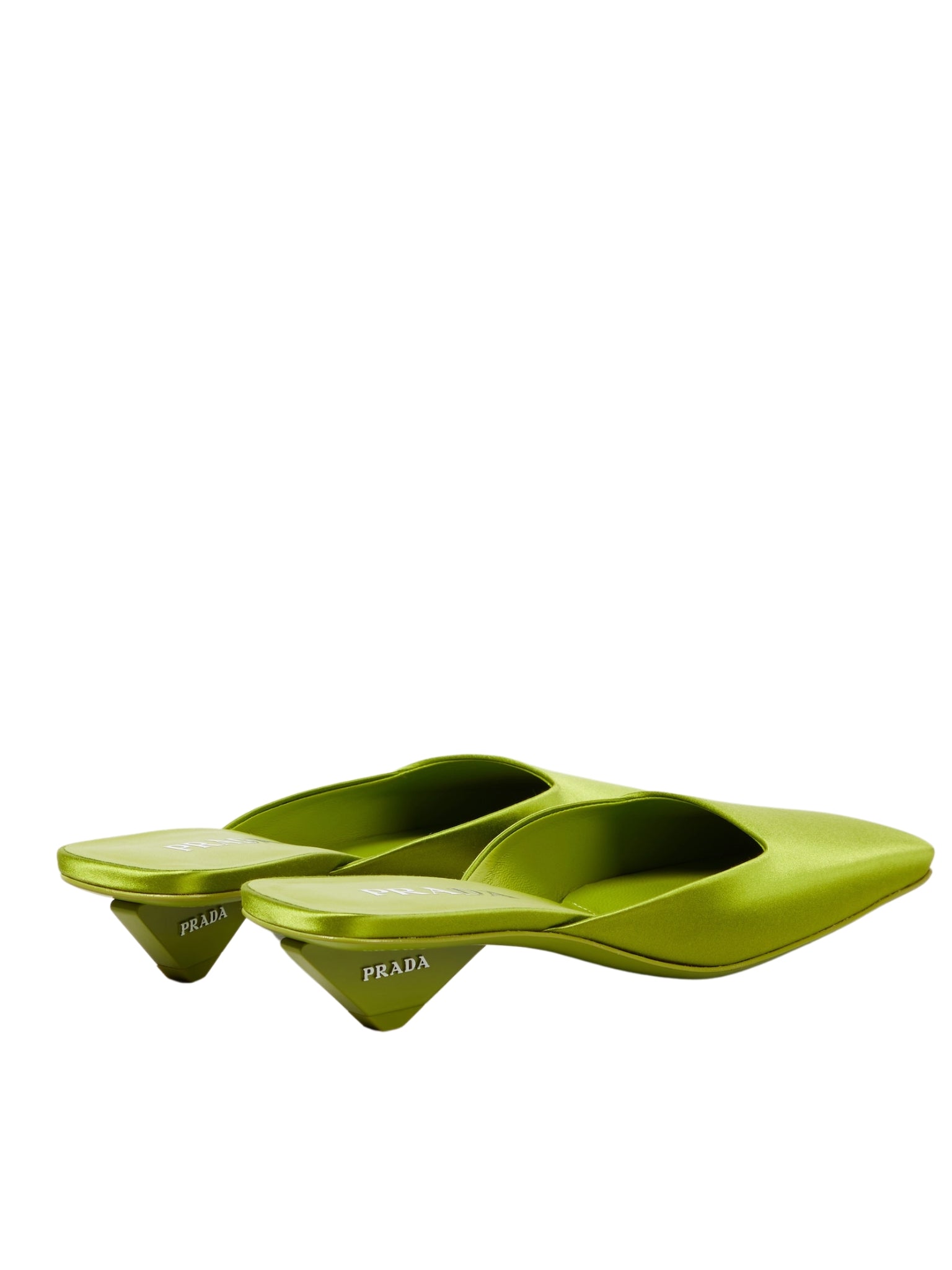 PRADA グリーン サテン ミュール　36ハーフ Prada Green Satin Mules Loafers - Runway Catalog
