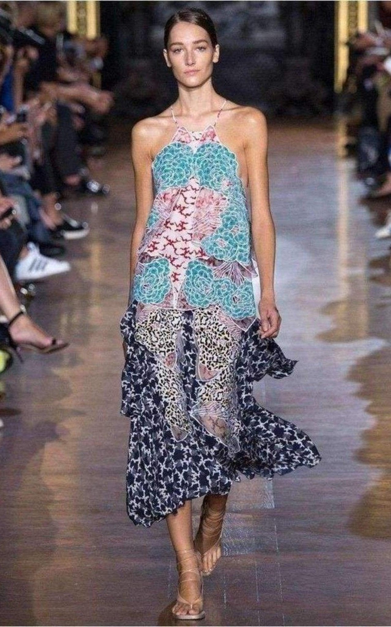 Stella McCartney Applique Silk Collen Sleeveless Blouse - Runway Catalog